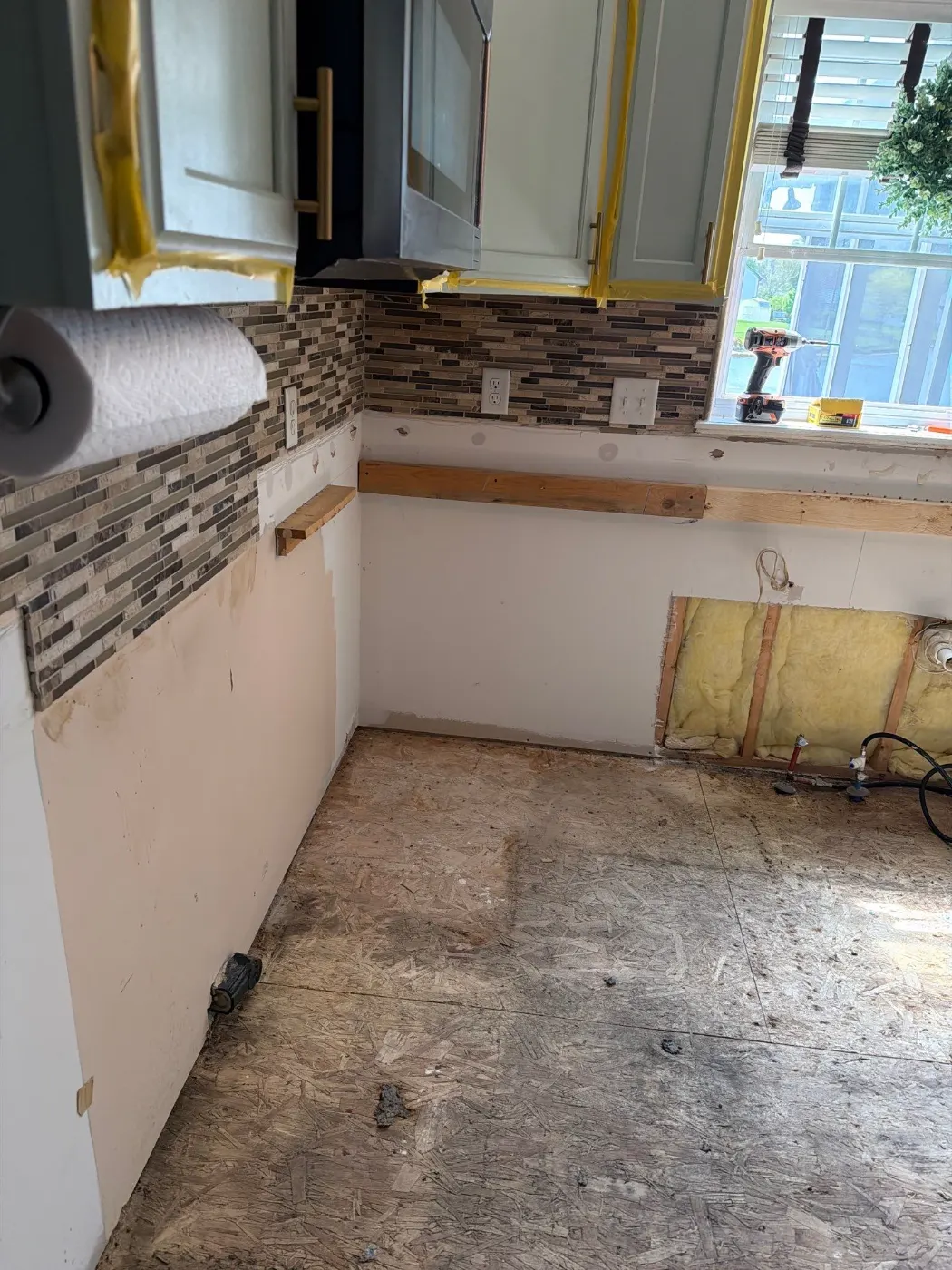 Containment setup for mold remediation in Quail Creek home